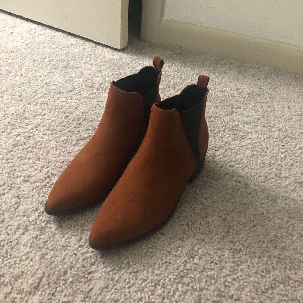 F21 Suede Pointed Toe Ankle Boots
